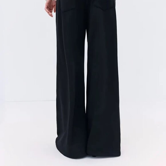 Black Large Silver Grommets Wide Leg Pants Fashionista Goth Y2K Streetwear - Picture 5 of 6